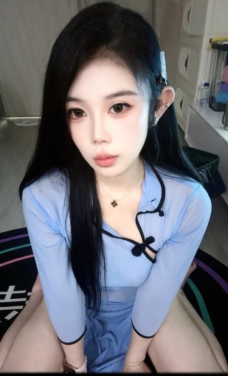 肤白粉嫩多水妹子 2