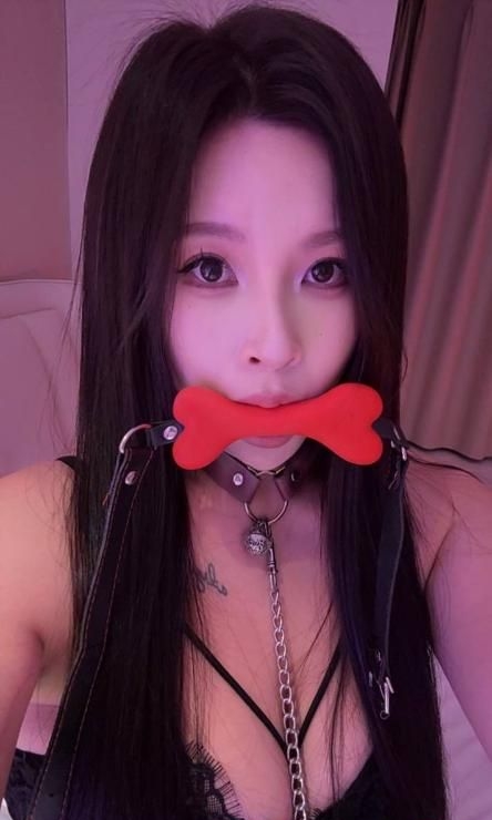 sm潮喷风骚九儿 2