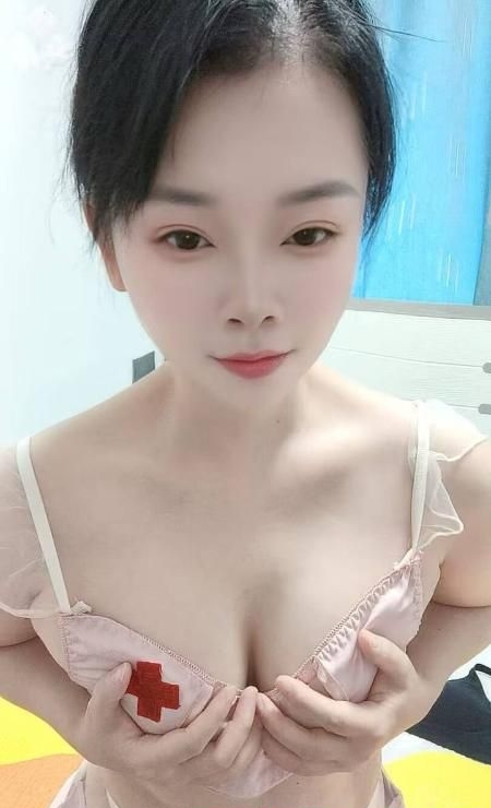 临平吃鸡少妇 2