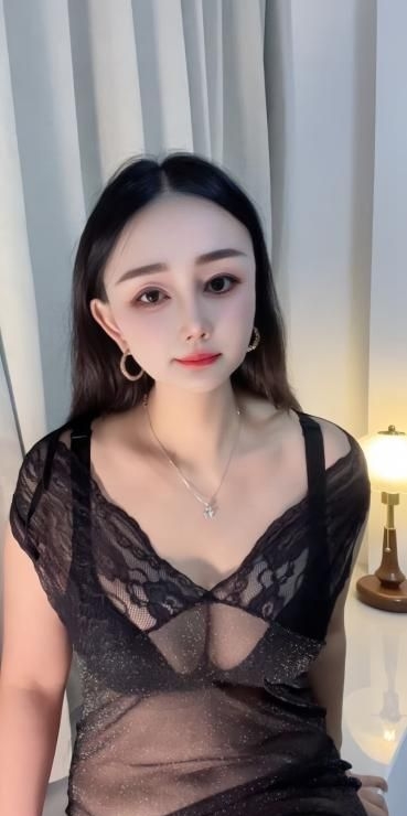 上城大胸妹子小七 3