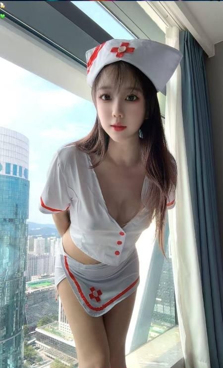 舌吻S型瑜伽老师 2