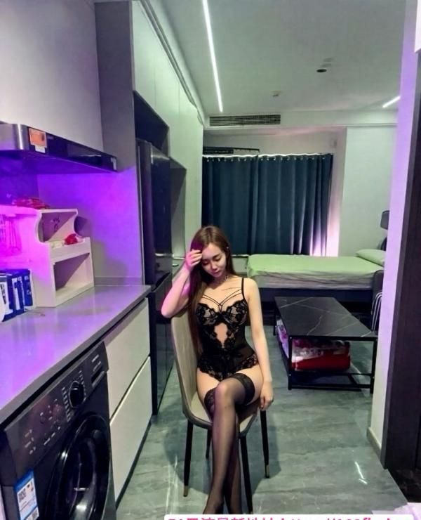 沙坪坝绝美淫妻 3