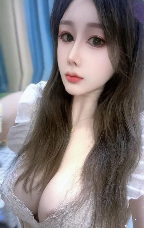S翘臀骚悦盈 1
