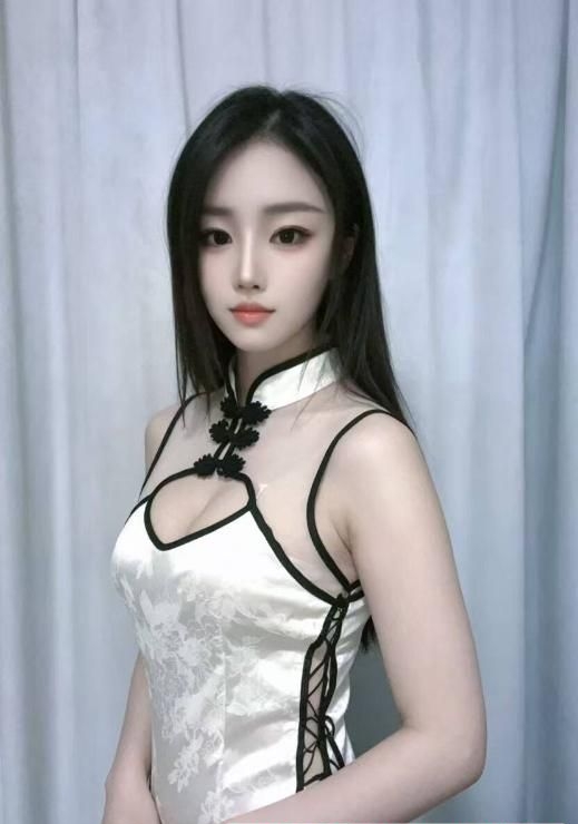 性感鹅蛋脸床上很骚 1