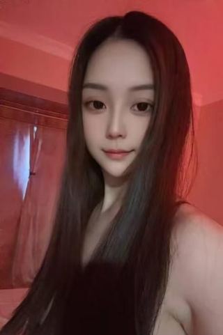 后入风骚肉臀姐姐