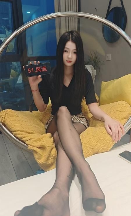 万家丽清纯嫩妹水多多 1