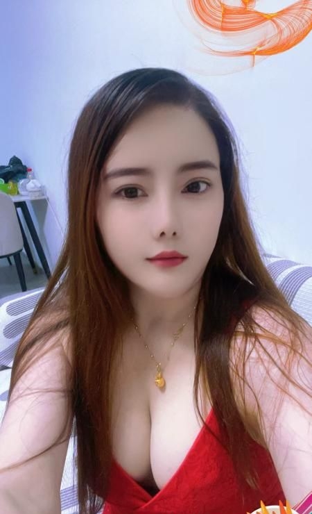大胸服务小少妇 3
