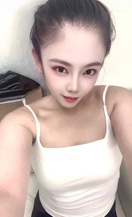 三通巨乳肥臀娜娜 3