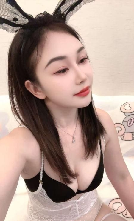 苗条气质少妇 1
