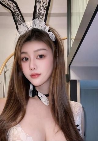E奶骚妹雅丽回归