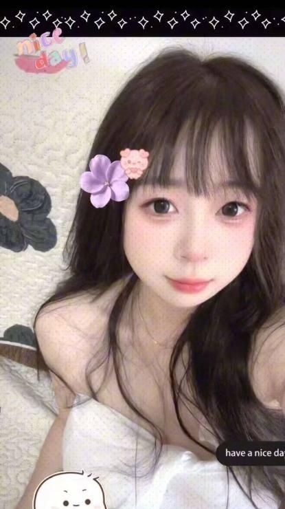 大胸性感美少女 2