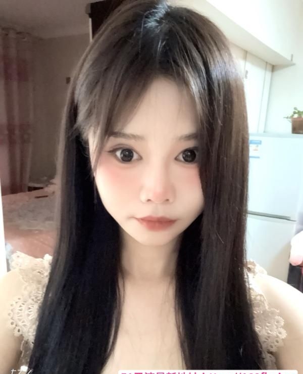 性感肤白御姐丽丽 1