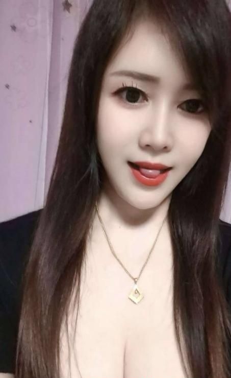 再刷丰满美臀大奶少妇 2