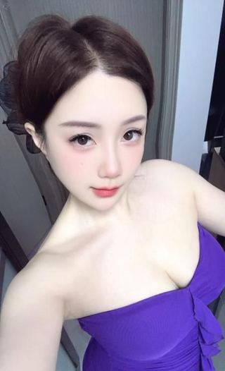 海珠粉鲍薇薇