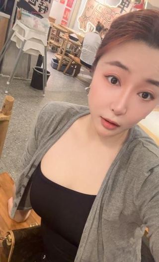 雯雯小姐姐
