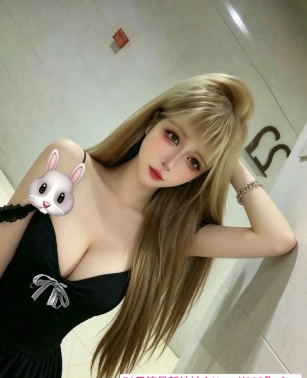 欧美范美乳卡戴珊 3