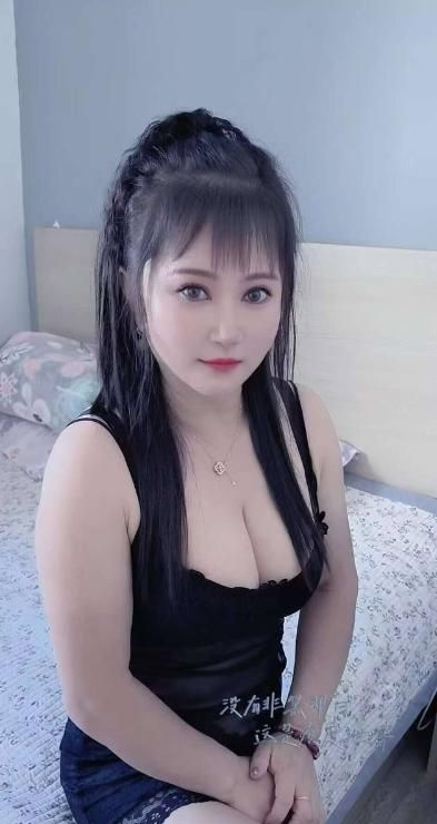 浦东不限次大奶小柔 1