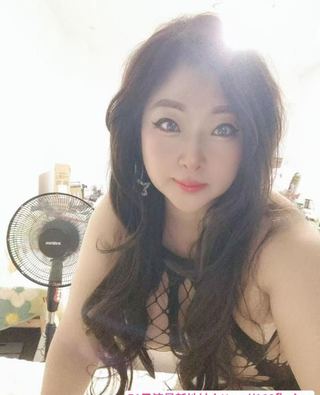 南山肥臀三通御姐