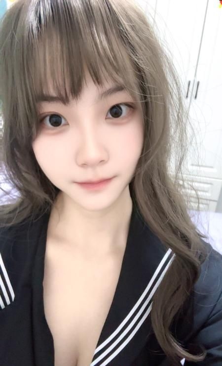 风骚巨臀萌妹子 2