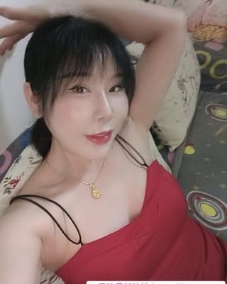 大奶少妇葫芦娃
