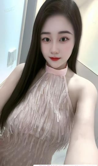 上城天然E胸骚货