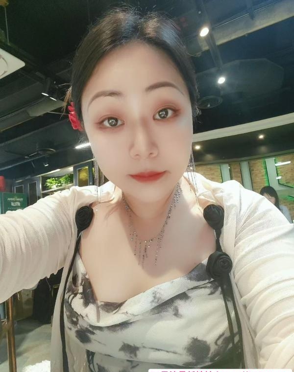 海珠淫荡小优 1