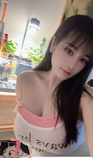 性感巨乳小姐姐
