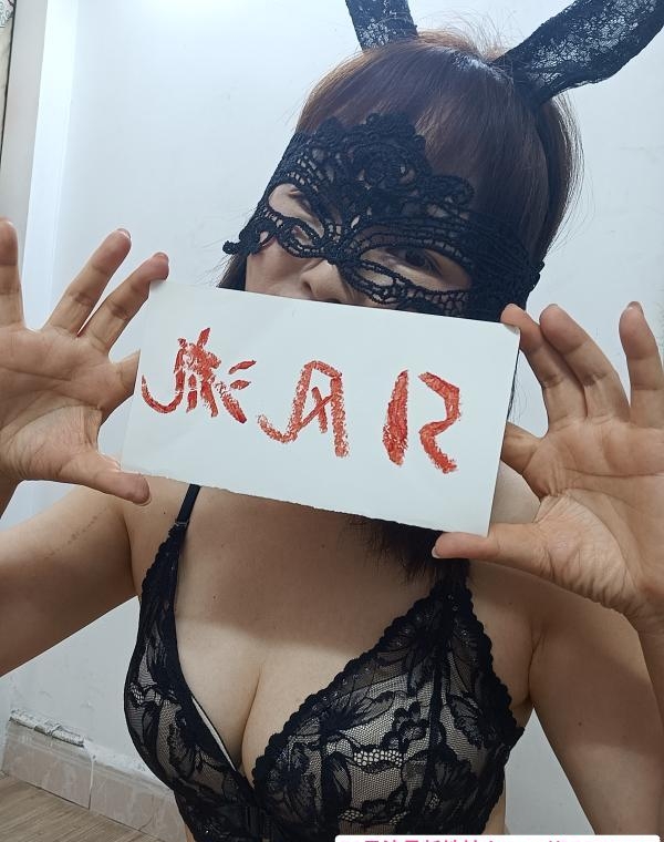 可扮演可骚浪的肥臀 1