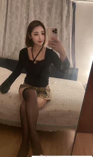 石溪短发少妇