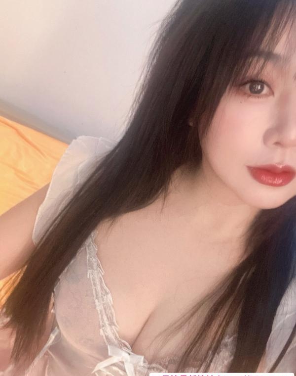 包夜希希美女 1