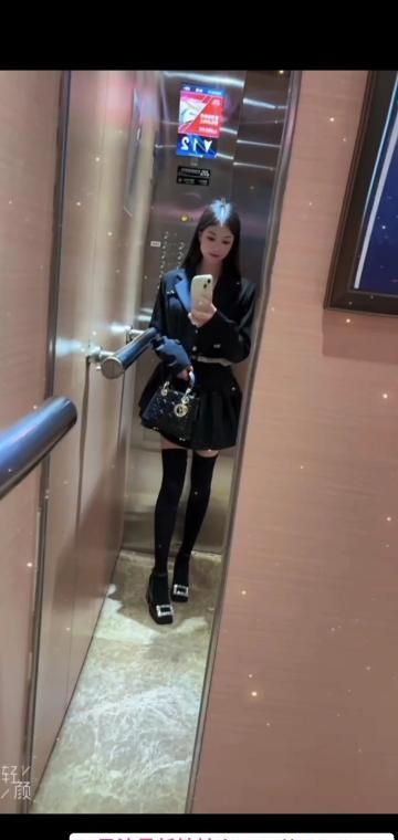 南山御姐老师 1