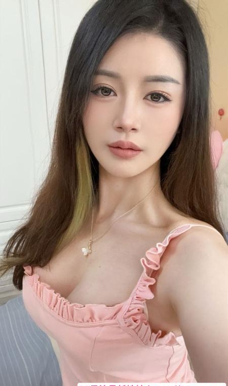 肤白大胸身材好一冉 1
