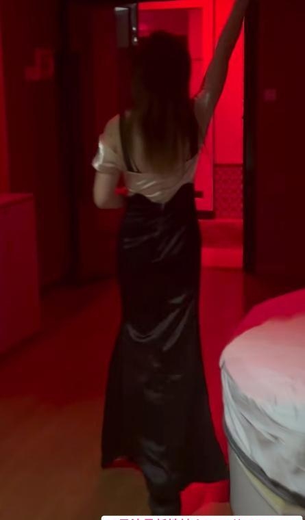 武汉莞式全裸 1