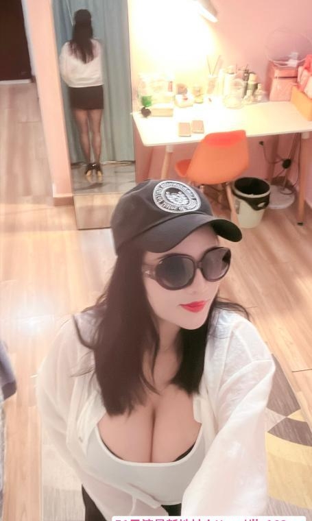 罗湖少妇佳佳 1