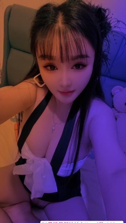 拱墅一线天小骚货 1