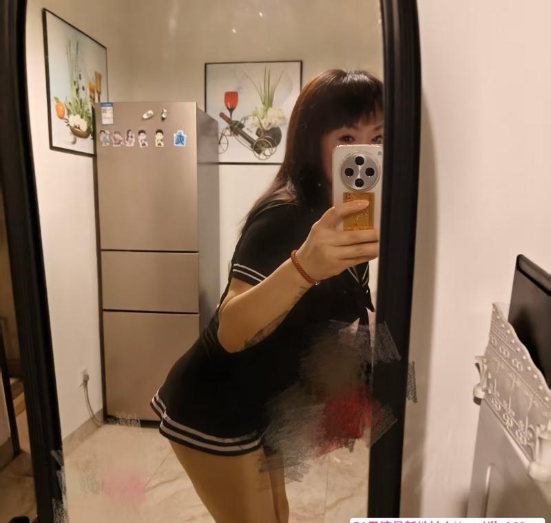 服务系熟女玲玲 1
