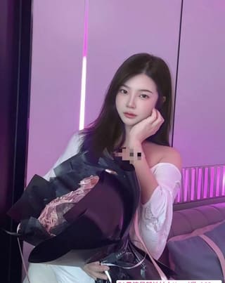 依然美女小姐姐