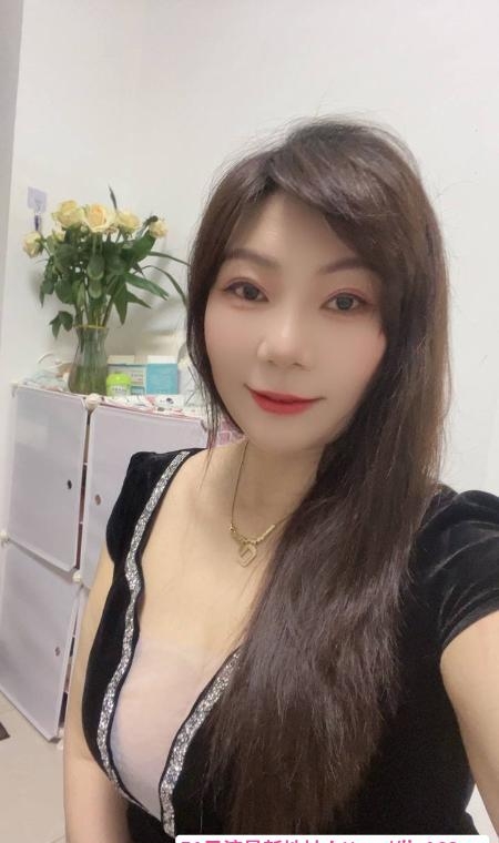 越秀少妇梦梦 1
