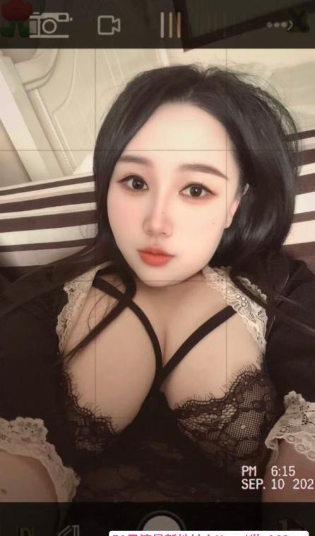 大胸少妇小姐姐 1