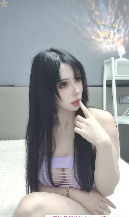 滨江温柔女孩小花财 1