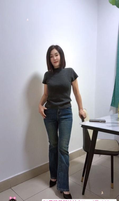 服务控黑丝少妇 1