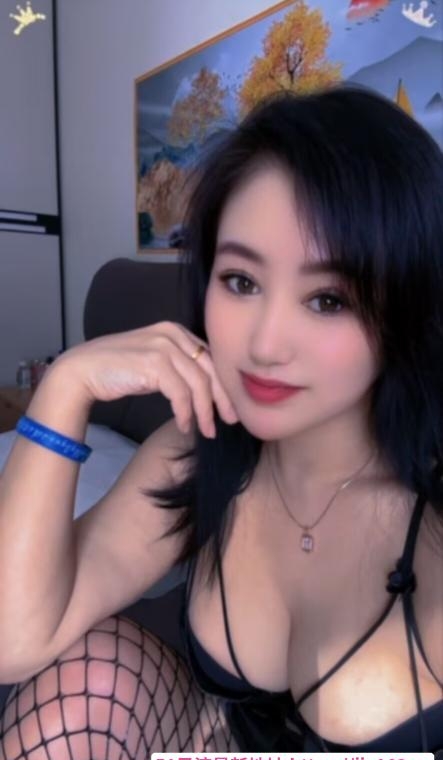 余杭区大奶少妇 1