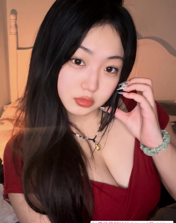 微胖巨乳彤彤 1