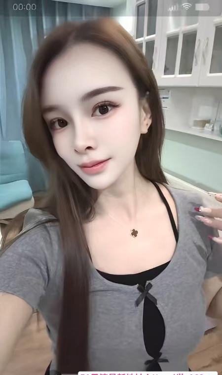 武昌肥臀水蜜桃 1