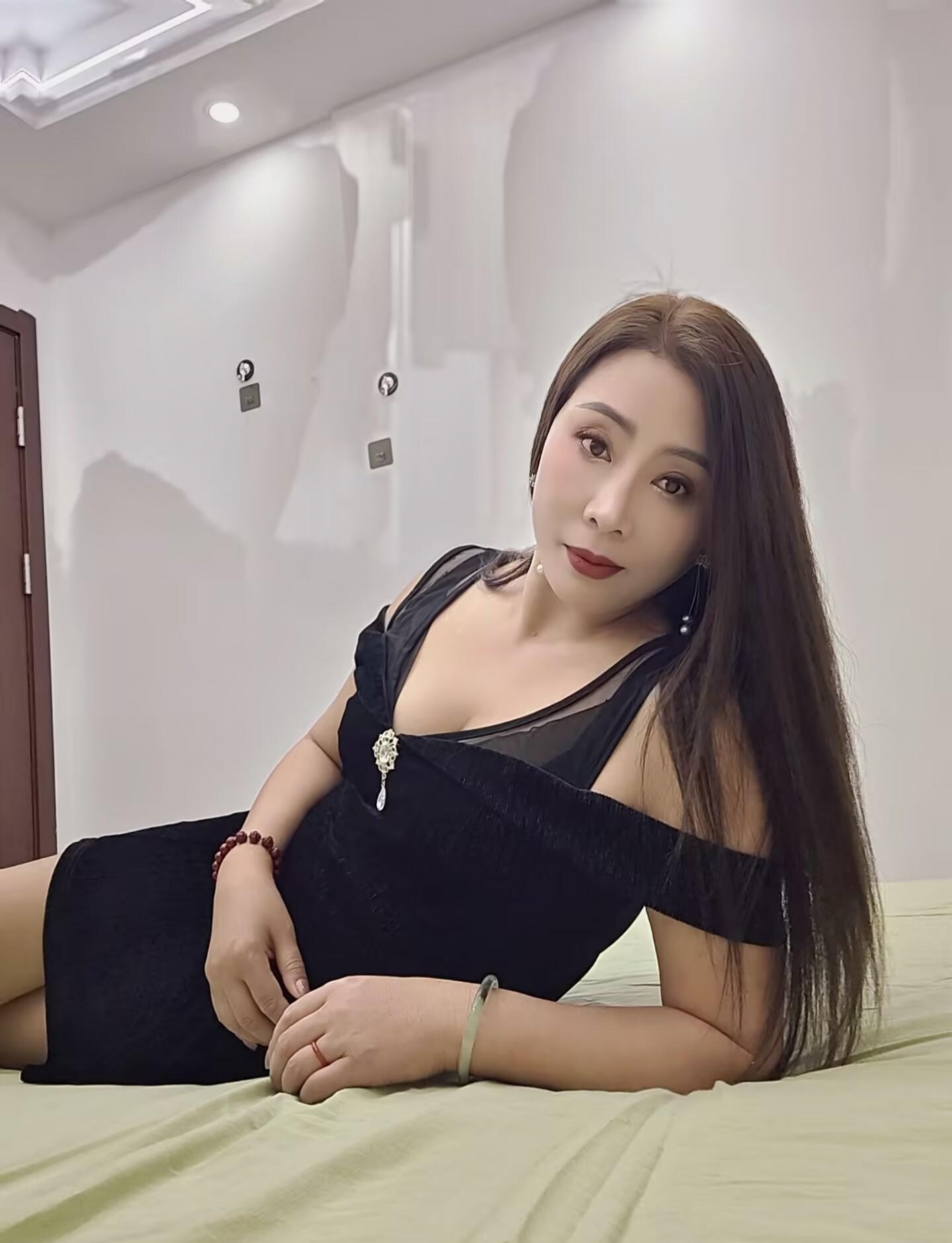 妩媚舒玉姐 1