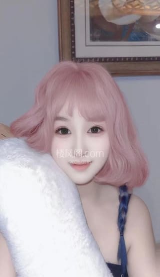 22岁童颜超级巨乳新人