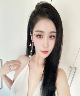 肤白臀翘颜值萱萱