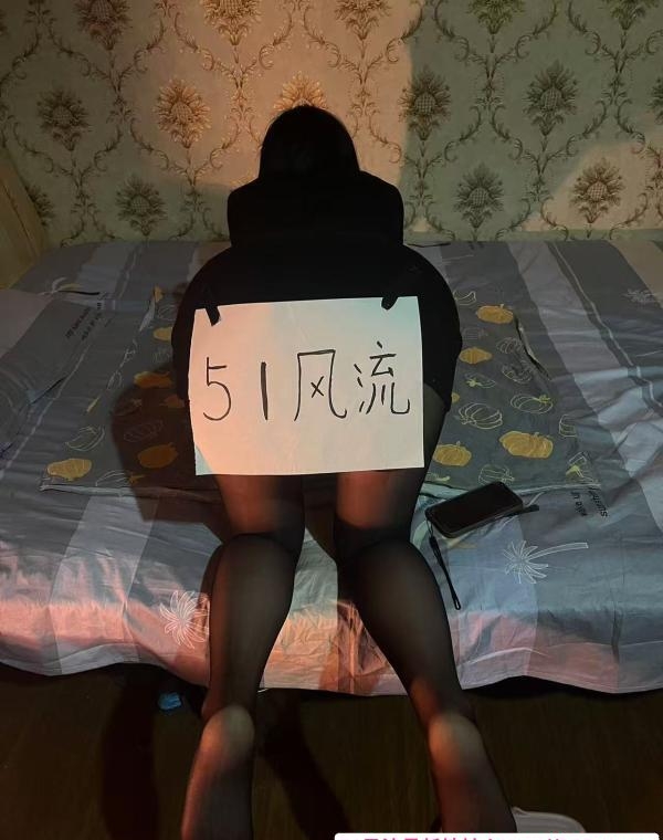黑丝少妇 2