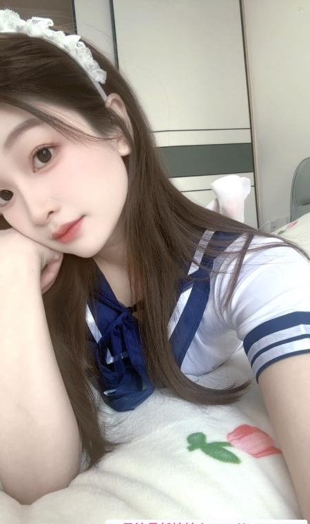 萧山潮喷翘臀骚妹 2