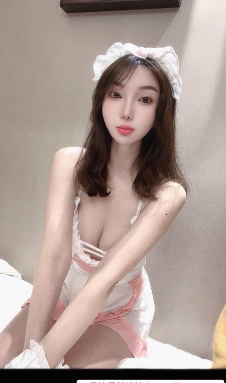 南山肤白大胸KK 2